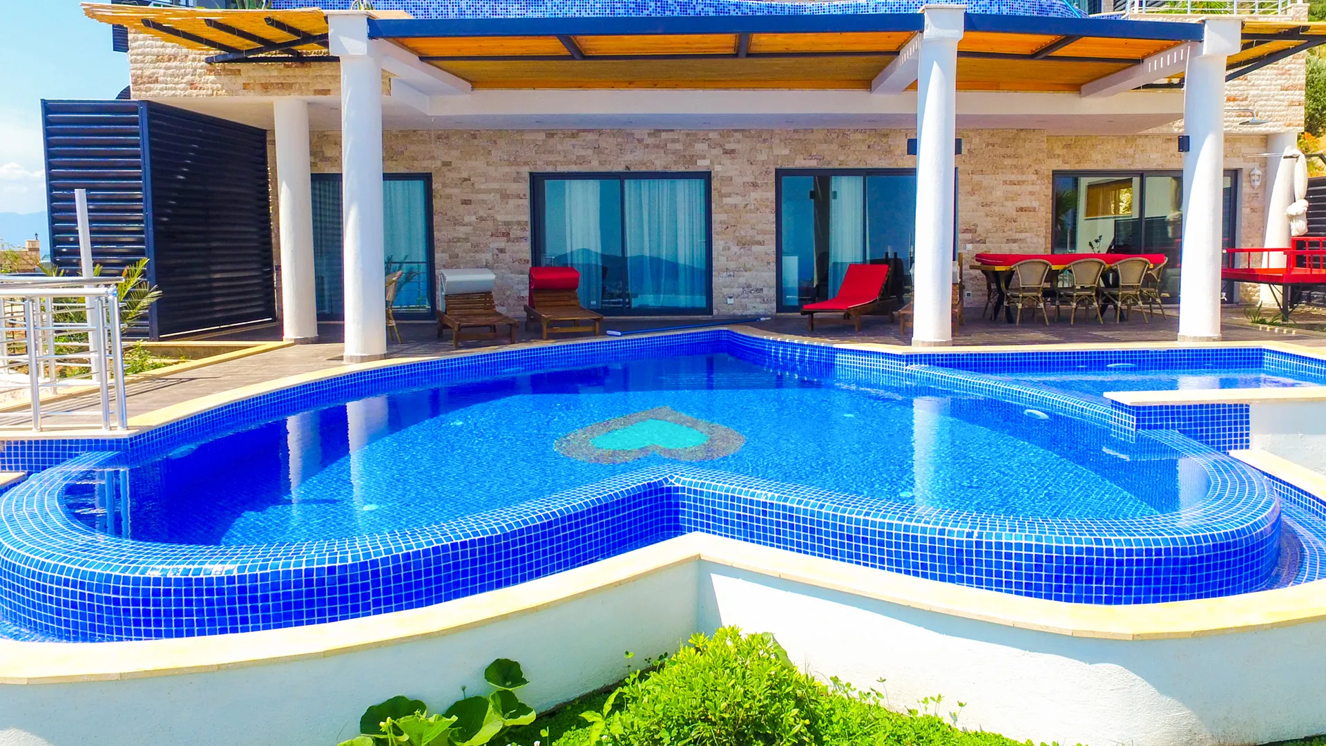 stone-heart-villa